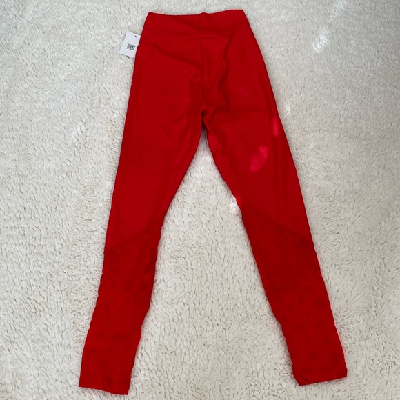 Beach Riot Beach Leggings in Red Heart - Picture 2 of 10